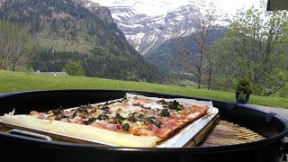 Pizza vom Weber Grill